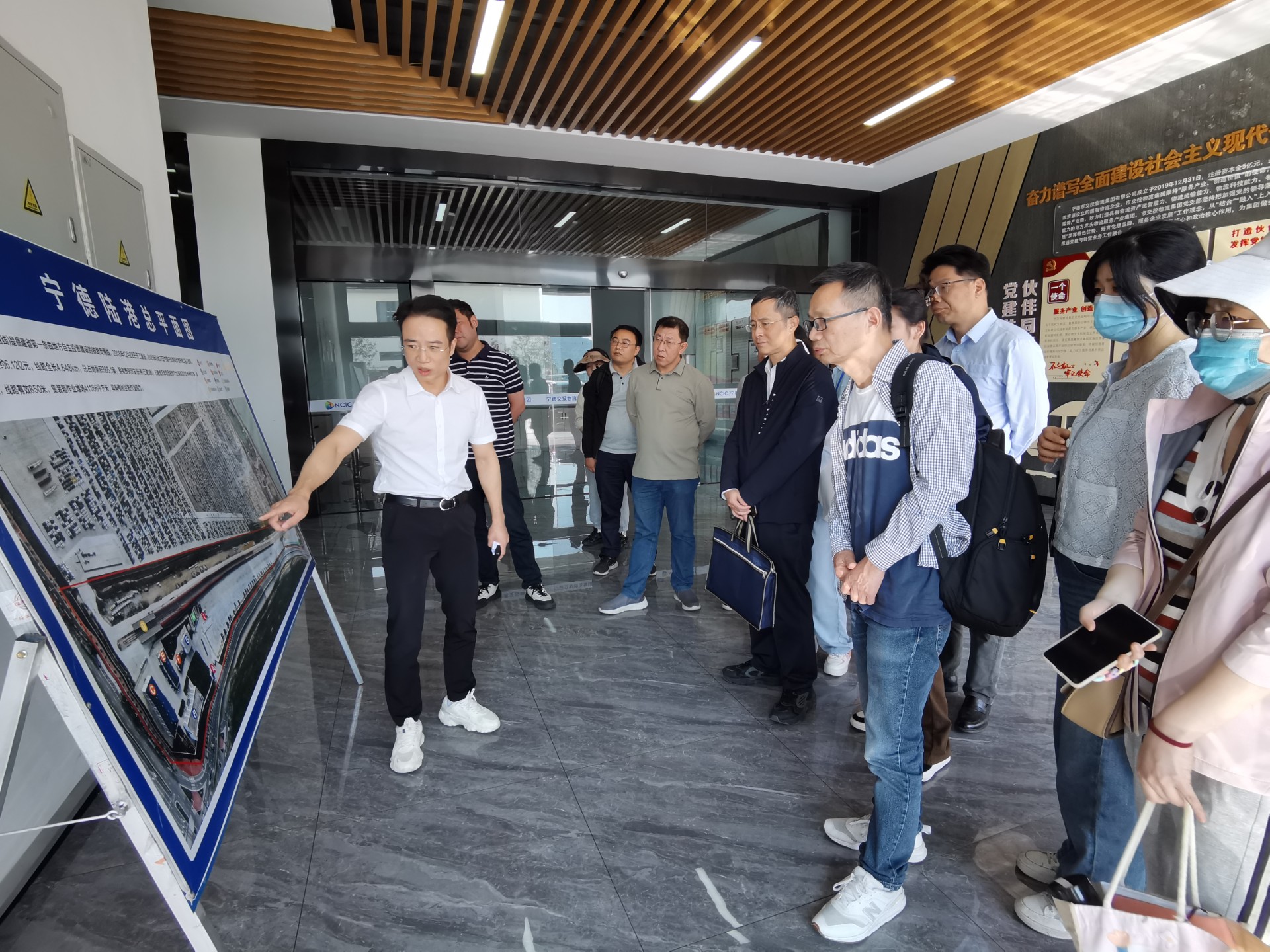 寧德汽車基地項(xiàng)目鐵路專用線擴(kuò)建工程可研報(bào)告評(píng)估會(huì)順利召開，張長明拍攝1.jpg